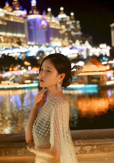 年轻的老师6_720高清视频播放